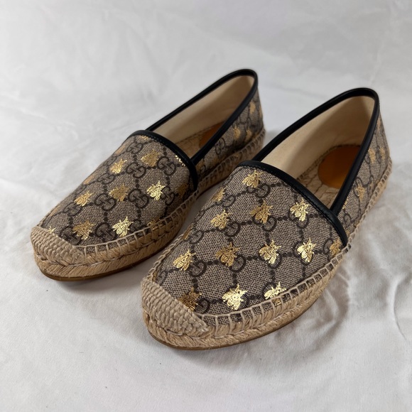 GUCCI GG Supreme Bee Espadrille Flats Beige Canvas Made in Spain 37.5-7.5US - Picture 2 of 15